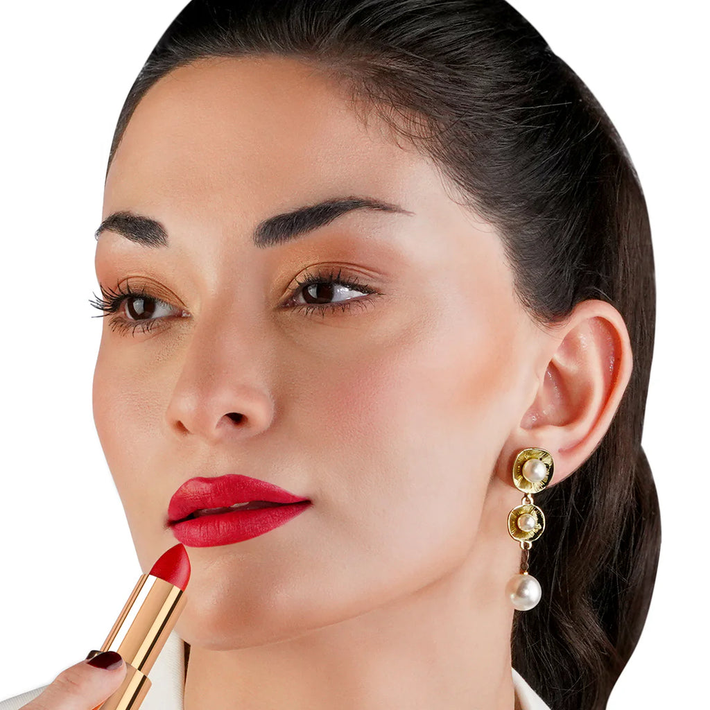 AURA  Velvet Ultra Matt Lipstick